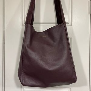 Monserat de Lucca Ano Leather Shoulder Bag